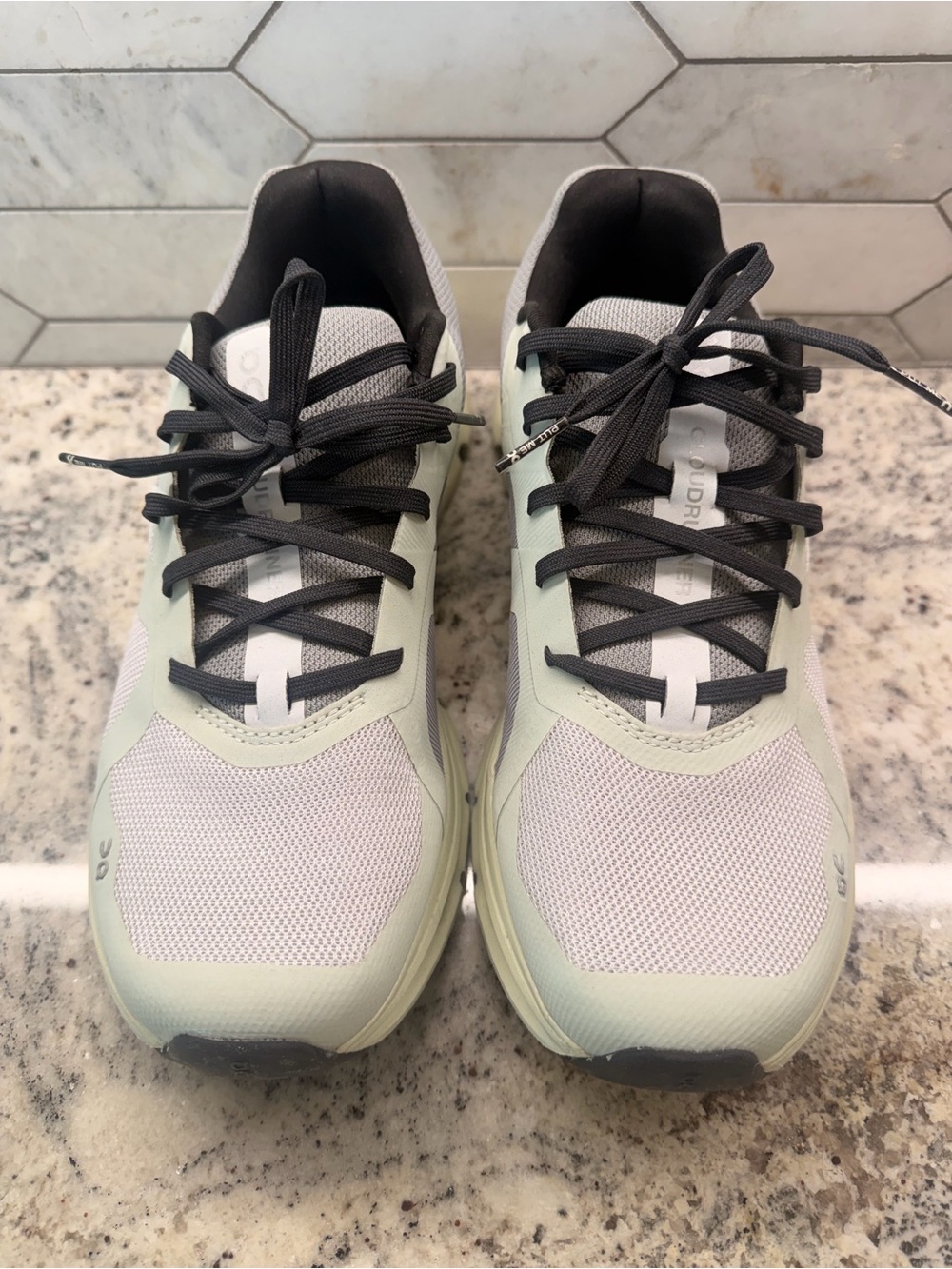On Cloud Runners NWT